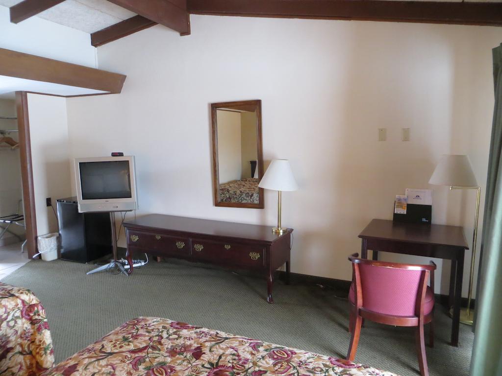 Americas Best Value Inn Abilene Esterno foto